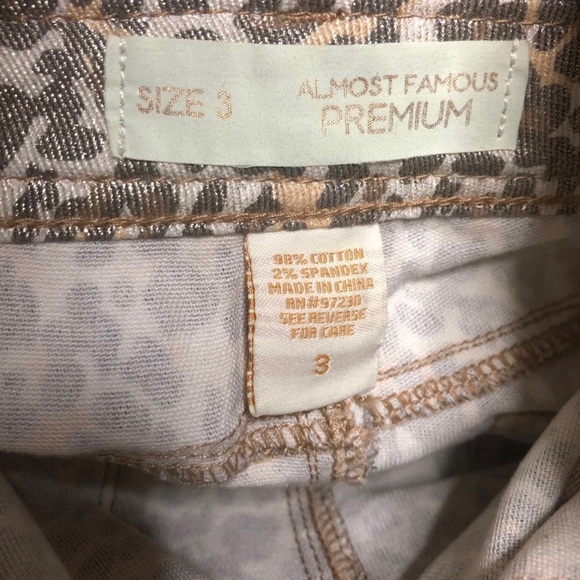 Leopard Shine Jeans - Picture 8 of 8